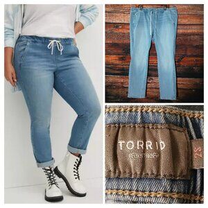 Torrid Jeans Plus Size 2S 2X 18 20 Short Pull On Boyfriend Straight Stretch